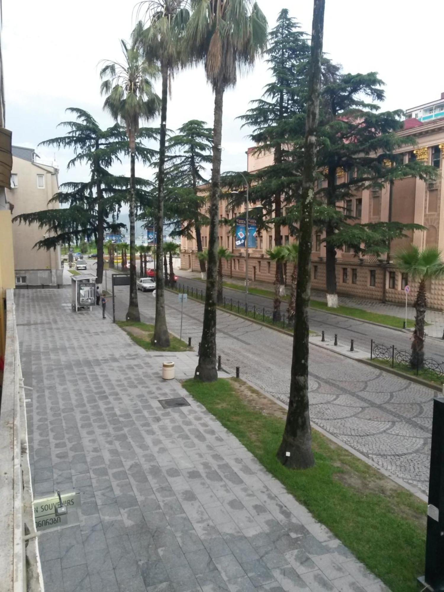 View Of The Tower Of Alphabet Apartment Batumi Luaran gambar